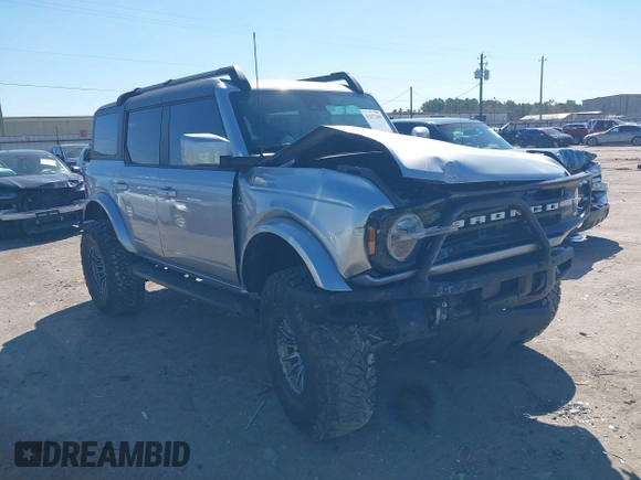 2024 Ford Bronco Outer Banks with VIN 1FMEE8BP9RLA09450, listed as a IAAI auction lot 41672389 with 11,454 mi miles. Bid and sale history available at carsss.com. Image 1.