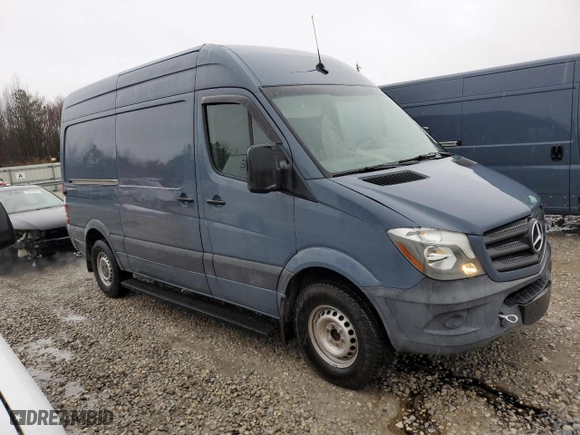 2018 Mercedes-Benz Sprinter Cargo Van Worker with VIN WD3PE7CDXJP646317, listed as a Copart auction lot 45217455 with 82,427 mi miles and Clean Title. Bid and sale history available at carsss.com. Image 4.