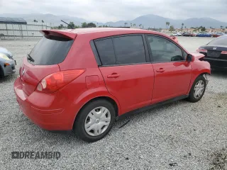 2011 Nissan Versa S z VIN 3N1BC1CP3BL418656, wystawiony jako Copart lot #53477285 z przebiegiem 185 518 mil mil oraz Szkoda całkowita • Salvage title. Historia ofert i sprzedaży dostępna na DreamBid. Obrazek 3.