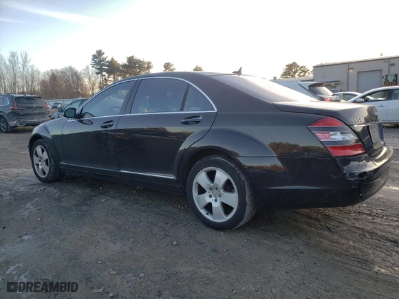 2007 Mercedes-Benz S-Class 5.5L V8 with VIN WDDNG86X27A095627, listed as a Copart auction lot 42142825 with 110,314 mi miles and Clean Title. Bid and sale history available at carsss.com. Image 2.