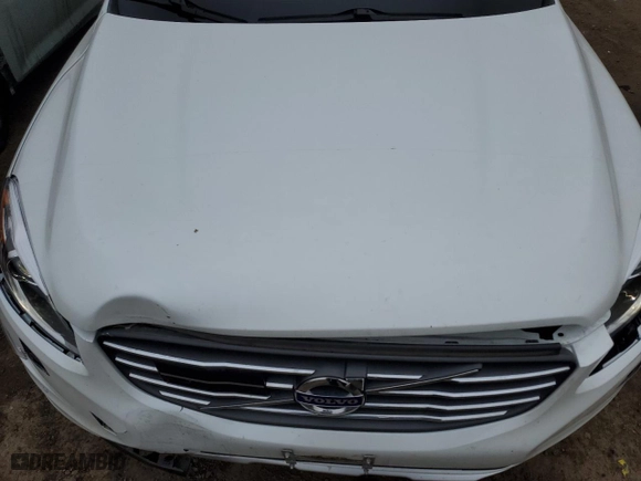 2015 Volvo XC60 T6 Platinum with VIN YV4902RMXF2721719, listed as a Copart auction lot 43857215 with 44,579 mi miles and Clean Title. Bid and sale history available at carsss.com. Image 12.