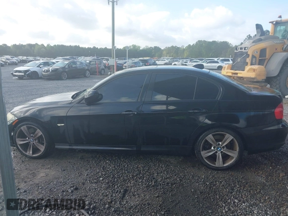 2011 BMW 3 Series 335i with VIN WBAPM5C57BE435169, listed as a IAAI auction lot 41940172 with 136,346 mi miles. Bid and sale history available at carsss.com. Image 14.