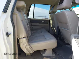 2013 Ford Expedition EL XLT with VIN 1FMJK1J58DEF12950, listed as a IAAI auction lot 40992286 with 185,786 mi miles. Bid and sale history available at carsss.com. Image 8.