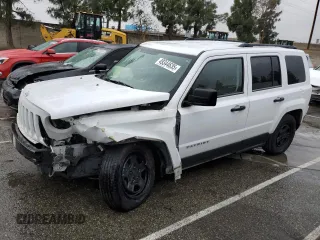 2011 Jeep Patriot Latitude with VIN 1J4NT1GA7BD102919, listed as a Copart auction lot 49344635 with 209,748 mi miles and Salvage Title. Bid and sale history available at carsss.com. Image 1.