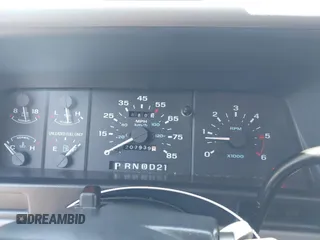 1994 Ford Explorer z VIN 1FMCU24X8RUC83284, wystawiony jako IAAI lot #42634506 z przebiegiem 207 939 mil mil oraz . Historia ofert i sprzedaży dostępna na DreamBid. Obrazek 16.