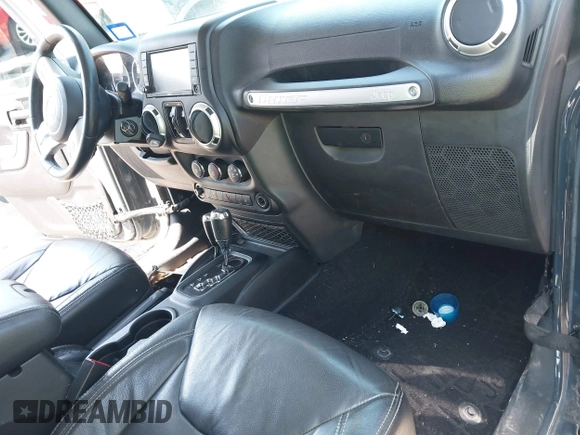 2017 Jeep Wrangler Unlimited Sahara с VIN 1C4BJWEG3HL619667, выставлен на аукционе IAAI как лот 42188812 с пробегом 155 619 миль миль и . История ставок и продаж доступна на DreamBid. Изображение 5.