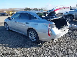 2020 Toyota Avalon Limited with VIN 4T1DZ1FB2LU053877, listed as a IAAI auction lot 41725361 with 24,552 mi miles. Bid and sale history available at carsss.com. Image 3.
