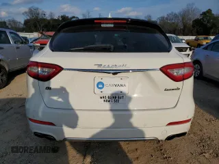 2017 Maserati Levante z VIN ZN661XUL2HX250068, wystawiony jako Copart lot #44736915 z przebiegiem 38 542 mil mil oraz Czysty tytuł • Clean title. Historia ofert i sprzedaży dostępna na DreamBid. Obrazek 6.