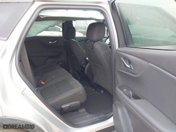 2019 Chevrolet Blazer with VIN 3GNKBBRA7KS643152, listed as a IAAI auction lot 41510933 with 73,252 mi miles. Bid and sale history available at carsss.com. Image 8.