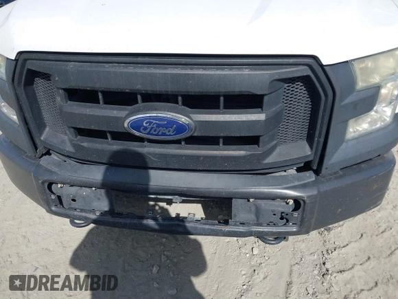 2015 Ford F-150 XLT with VIN 1FTEW1EF2FFC58131, listed as a IAAI auction lot 40736696 with 194,852 mi miles. Bid and sale history available at carsss.com. Image 6.
