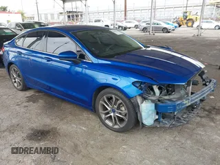 2017 Ford Fusion SE with VIN 3FA6P0H7XHR294399, listed as a IAAI auction lot 42034529 with 58,246 mi miles. Bid and sale history available at carsss.com. Image 1.