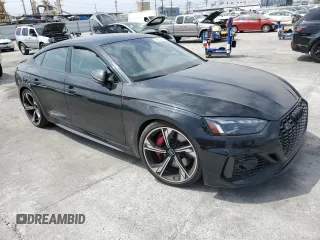 2021 Audi RS 5 Sportback z VIN WUAAWCF53MA904838, wystawiony jako Copart lot #56450664 z przebiegiem 46 020 mil mil oraz Szkoda całkowita • Salvage title. Historia ofert i sprzedaży dostępna na DreamBid. Obrazek 4.