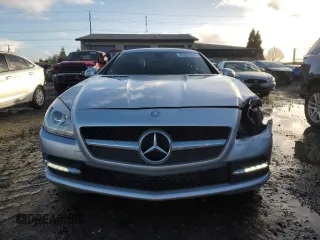 2014 Mercedes-Benz SLK 250 z VIN WDDPK4HA3EF091997, wystawiony jako Copart lot #86802974 z przebiegiem 70 247 mil mil oraz Szkoda całkowita • Salvage title. Historia ofert i sprzedaży dostępna na DreamBid. Obrazek 5.