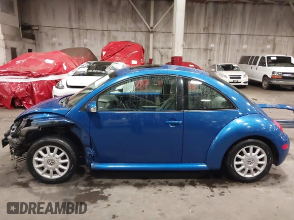 2004 Volkswagen New Beetle Coupe GLS with VIN 3VWCK31C14M421761, listed as a IAAI auction lot 41771431 with 76,184 mi miles. Bid and sale history available at carsss.com. Image 15.