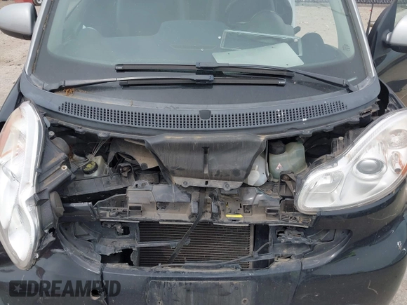 2013 Smart fortwo Pure with VIN WMEEJ3BA5DK620493, listed as a IAAI auction lot 42071086 with 85,883 mi miles and . Bid and sale history available at DreamBid. Image 10.