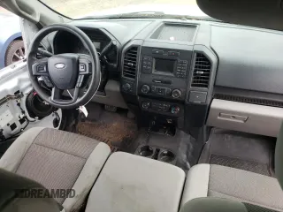 2017 Ford F-150 XL z VIN 1FTEX1E84HKD27782, wystawiony jako Copart lot #57917685 z przebiegiem 120 154 mil mil oraz Szkoda całkowita • Salvage title. Historia ofert i sprzedaży dostępna na DreamBid. Obrazek 8.