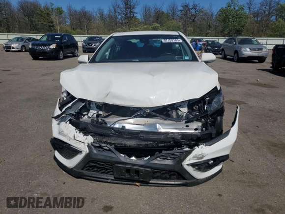 2022 Toyota Camry SE z VIN 4T1G11AK8NU709417, wystawiony jako Copart lot #57153185 z przebiegiem 20 314 mil mil oraz Szkoda całkowita • Salvage title. Historia ofert i sprzedaży dostępna na DreamBid. Obrazek 5.