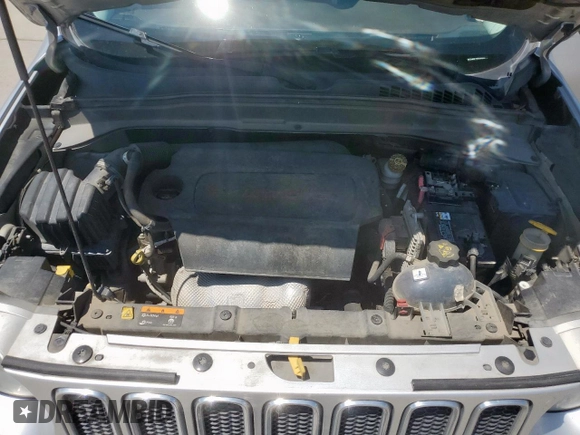 2016 Jeep Renegade Limited with VIN ZACCJADT6GPD94998, listed as a Copart auction lot 61409555 with 237,186 mi miles and Clean title. Bid and sale history available at DreamBid. Image 12.