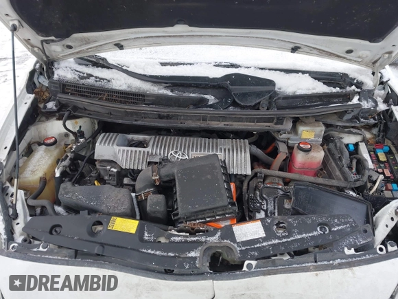 2015 Toyota Prius Four with VIN JTDKN3DU3F1933788, listed as a IAAI auction lot 41602001 with 324,092 mi miles. Bid and sale history available at carsss.com. Image 10.