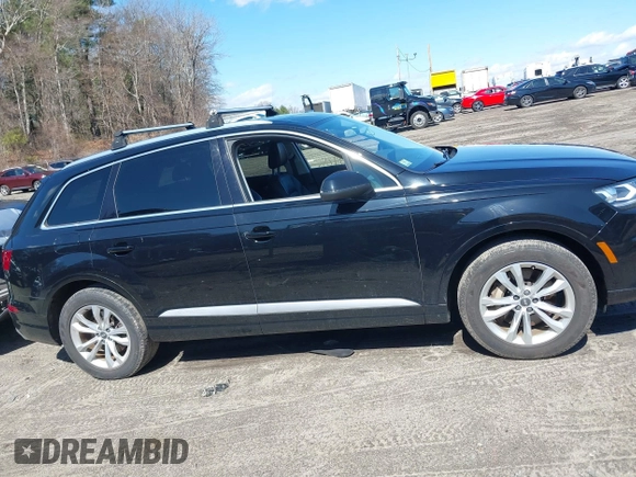2017 Audi Q7 Premium Plus with VIN WA1LAAF71HD014251, listed as a IAAI auction lot 41859906 with 128,789 mi miles. Bid and sale history available at carsss.com. Image 13.