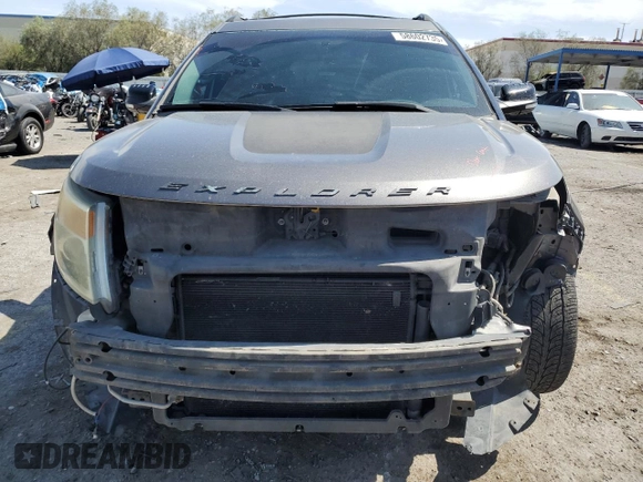 2014 Ford Explorer XLT z VIN 1FM5K7D80EGC01187, wystawiony jako Copart lot #58602735 z przebiegiem 143 294 mil mil oraz Szkoda całkowita • Salvage title. Historia ofert i sprzedaży dostępna na DreamBid. Obrazek 5.