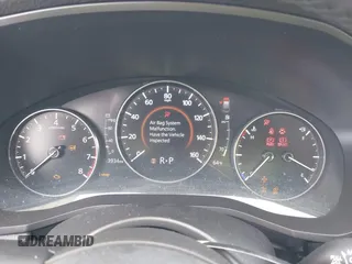2024 Mazda CX-90 Premium z VIN JM3KKDHD0R1108232, wystawiony jako IAAI lot #42224398 z przebiegiem 3 934 mil mil oraz . Historia ofert i sprzedaży dostępna na DreamBid. Obrazek 7.