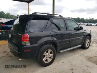2007 Mercury Mariner with VIN 4M2CU39H97KJ03132, listed as a Copart auction lot 61134654 with 263,005 mi miles and Salvage title. Bid and sale history available at DreamBid. Image 3.