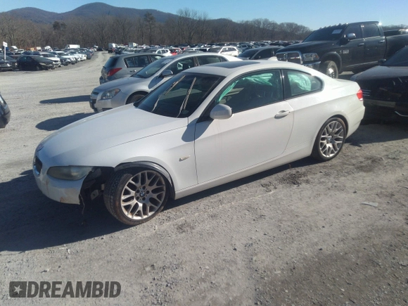 2010 BMW 3 Series 328i with VIN WBAWB3C58AP139280, listed as a IAAI auction lot 41390262 with 137,928 mi miles. Bid and sale history available at carsss.com. Image 2.