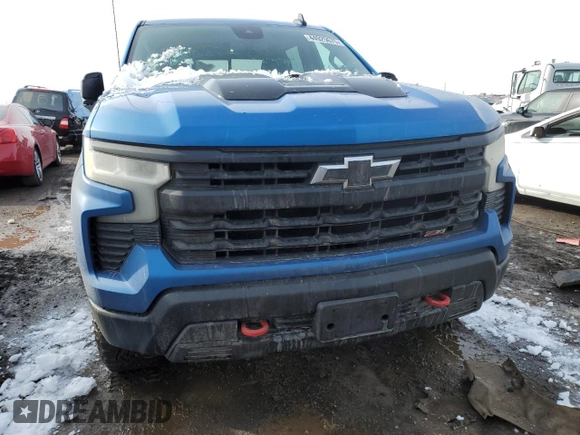 2022 Chevrolet Silverado 1500 LT Trail Boss with VIN 3GCUDFEDXNG596886, listed as a Copart auction lot 44925675 with 18,486 mi miles and Salvage Title. Bid and sale history available at DreamBid. Image 5.