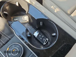 2023 Volkswagen Atlas SE с VIN 1V2HR2CA7PC526108, выставлен на аукционе IAAI как лот 42844449 с пробегом 38 696 миль миль и . История ставок и продаж доступна на DreamBid. Изображение 43.