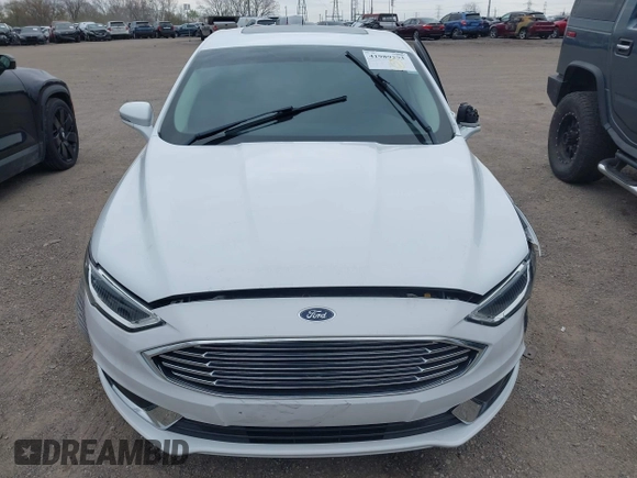 2018 Ford Fusion SE with VIN 3FA6P0HD6JR175468, listed as a IAAI auction lot 41989293 with 107,273 mi miles. Bid and sale history available at carsss.com. Image 12.