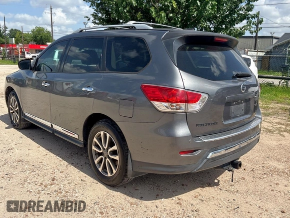2016 Nissan Pathfinder Platinum with VIN 5N1AR2MN1GC614507, listed as a Copart auction lot 62187325 with 181,290 mi miles and Clean title. Bid and sale history available at DreamBid. Image 3.