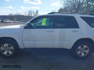 2006 Toyota 4Runner SR5 with VIN JTEBU14R168070401, listed as a IAAI auction lot 41977312 with 195,902 mi miles. Bid and sale history available at carsss.com. Image 14.