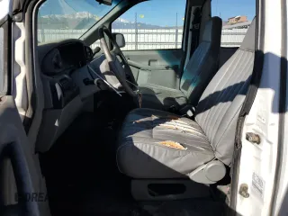 1994 Ford Aerostar z VIN 1FTDA34U9RZA67640, wystawiony jako Copart lot #47592245 z przebiegiem 70 262 mil mil oraz Tytuł czysty. Historia ofert i sprzedaży dostępna na DreamBid. Obrazek 7.
