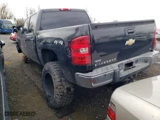 2010 Chevrolet Silverado 1500 LT with VIN 3GCRKSE3XAG259317, listed as a Copart auction lot 79778474 with 119,300 mi miles and Salvage Title. Bid and sale history available at carsss.com. Image 2.