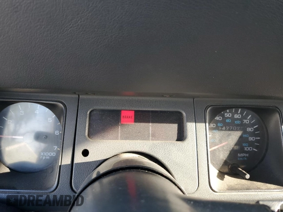 1993 Jeep Wrangler with VIN 1J4FY29S2PP242528, listed as a Copart auction lot 49787365 with 147,707 mi miles and Salvage Title. Bid and sale history available at carsss.com. Image 9.