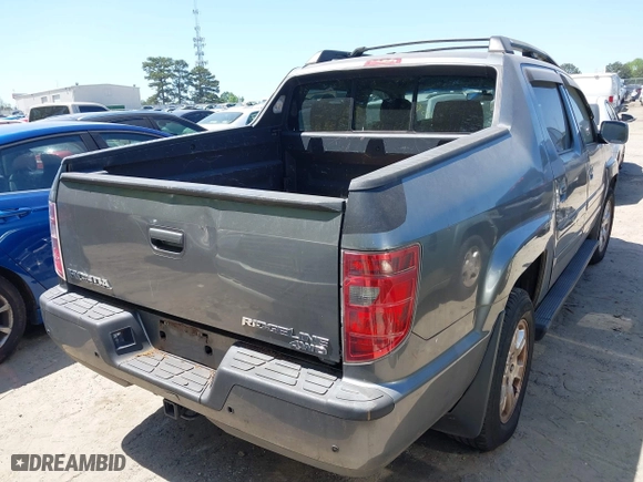 2009 Honda Ridgeline RTS with VIN 5FPYK16409B105186, listed as a IAAI auction lot 42003632 with 153,072 mi miles. Bid and sale history available at carsss.com. Image 4.