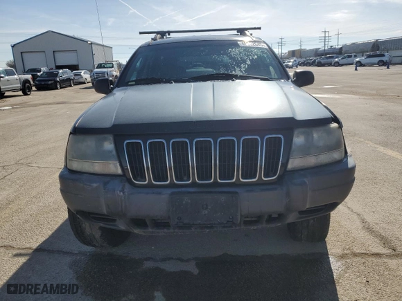 2002 Jeep Grand Cherokee Laredo with VIN 1J4GW48S82C241889, listed as a Copart auction lot 46252045 with 215,697 mi miles and Salvage Title. Bid and sale history available at carsss.com. Image 5.