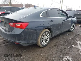 2018 Chevrolet Malibu LT with VIN 1G1ZD5ST7JF192430, listed as a IAAI auction lot 41663796 with 80,503 mi miles. Bid and sale history available at carsss.com. Image 4.