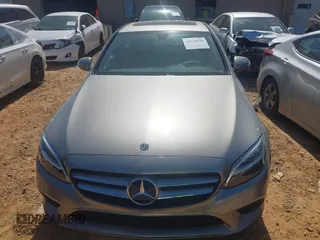 2019 Mercedes-Benz C 300 z VIN 55SWF8DB8KU308975, wystawiony jako IAAI lot #42144543 z przebiegiem 23 566 mil mil oraz . Historia ofert i sprzedaży dostępna na DreamBid. Obrazek 12.