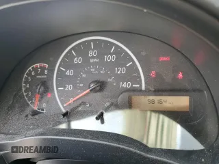2017 Nissan Versa S z VIN 3N1CN7APXHL867247, wystawiony jako Copart lot #54205165 z przebiegiem 98 164 mil mil oraz Szkoda całkowita • Salvage title. Historia ofert i sprzedaży dostępna na DreamBid. Obrazek 9.