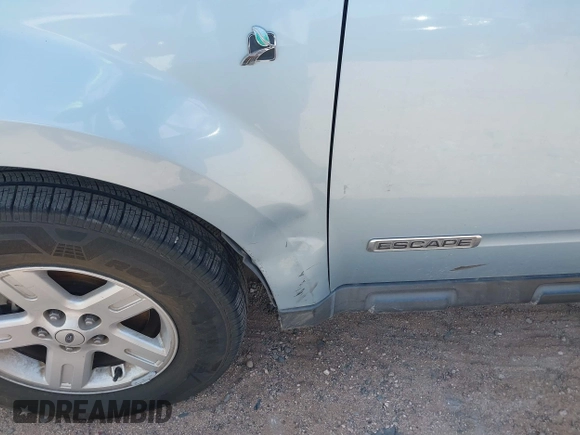 2008 Ford Escape Hybrid with VIN 1FMCU49H58KB75230, listed as a IAAI auction lot 41925742 with 204,861 mi miles and . Bid and sale history available at DreamBid. Image 6.