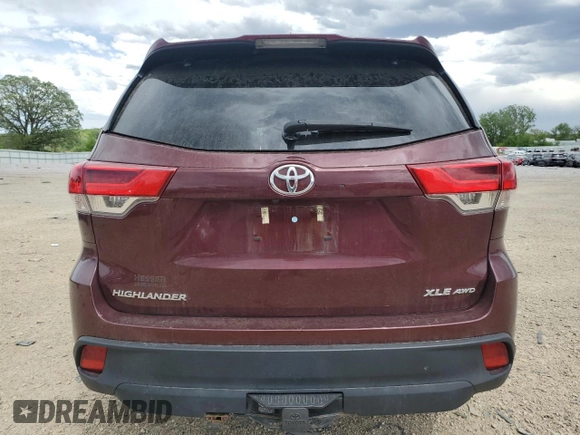 2018 Toyota Highlander SE with VIN 5TDJZRFH3JS494235, listed as a Copart auction lot 57256135 with 69,059 mi miles and Clean title. Bid and sale history available at DreamBid. Image 6.