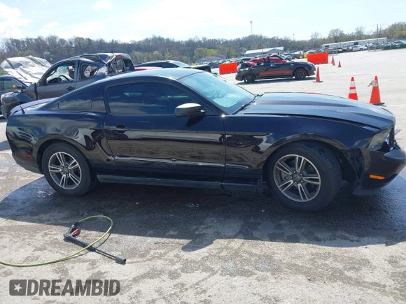 2012 Ford Mustang Premium с VIN 1ZVBP8AM9C5211013, выставлен на аукционе IAAI как лот 41861439 с пробегом 167 286 миль миль и . История ставок и продаж доступна на DreamBid. Изображение 13.