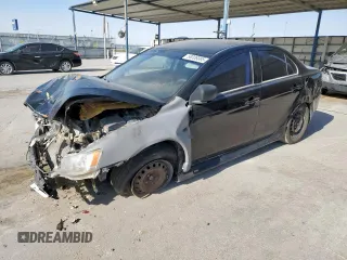 2015 Mitsubishi Lancer ES z VIN JA32U2FU8FU006101, wystawiony jako Copart lot #58006895 z przebiegiem Nie podano mil oraz Czysty tytuł • Clean title. Historia ofert i sprzedaży dostępna na DreamBid. Obrazek 1.