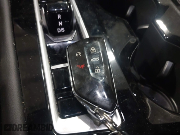 2024 Volkswagen Atlas SE with VIN 1V2HR2CA6RC534817, listed as a IAAI auction lot 41655227 with 39,214 mi miles and . Bid and sale history available at DreamBid. Image 11.