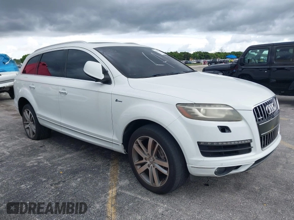 2014 Audi Q7 Premium Plus with VIN WA1LGAFE2ED018513, listed as a IAAI auction lot 42815204 with 121,094 mi miles and . Bid and sale history available at DreamBid. Image 1.