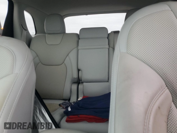 2019 Jeep Cherokee Limited with VIN 1C4PJLDN8KD296724, listed as a Copart auction lot 75220604 with Not Provided miles and Salvage Title. Bid and sale history available at DreamBid. Image 10.