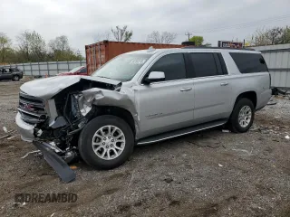 2017 GMC Yukon XL SLT z VIN 1GKS2GKC0HR368385, wystawiony jako Copart lot #54260245 z przebiegiem 90 942 mil mil oraz Szkoda całkowita • Salvage title. Historia ofert i sprzedaży dostępna na DreamBid. Obrazek 1.