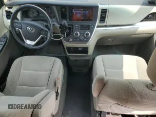 2017 Toyota Sienna LE Auto Access Seat с VIN 5TDKZ3DC6HS889271, выставлен на аукционе Copart как лот 60507795 с пробегом 26 976 миль миль и Списание • Salvage title. История ставок и продаж доступна на DreamBid. Изображение 9.